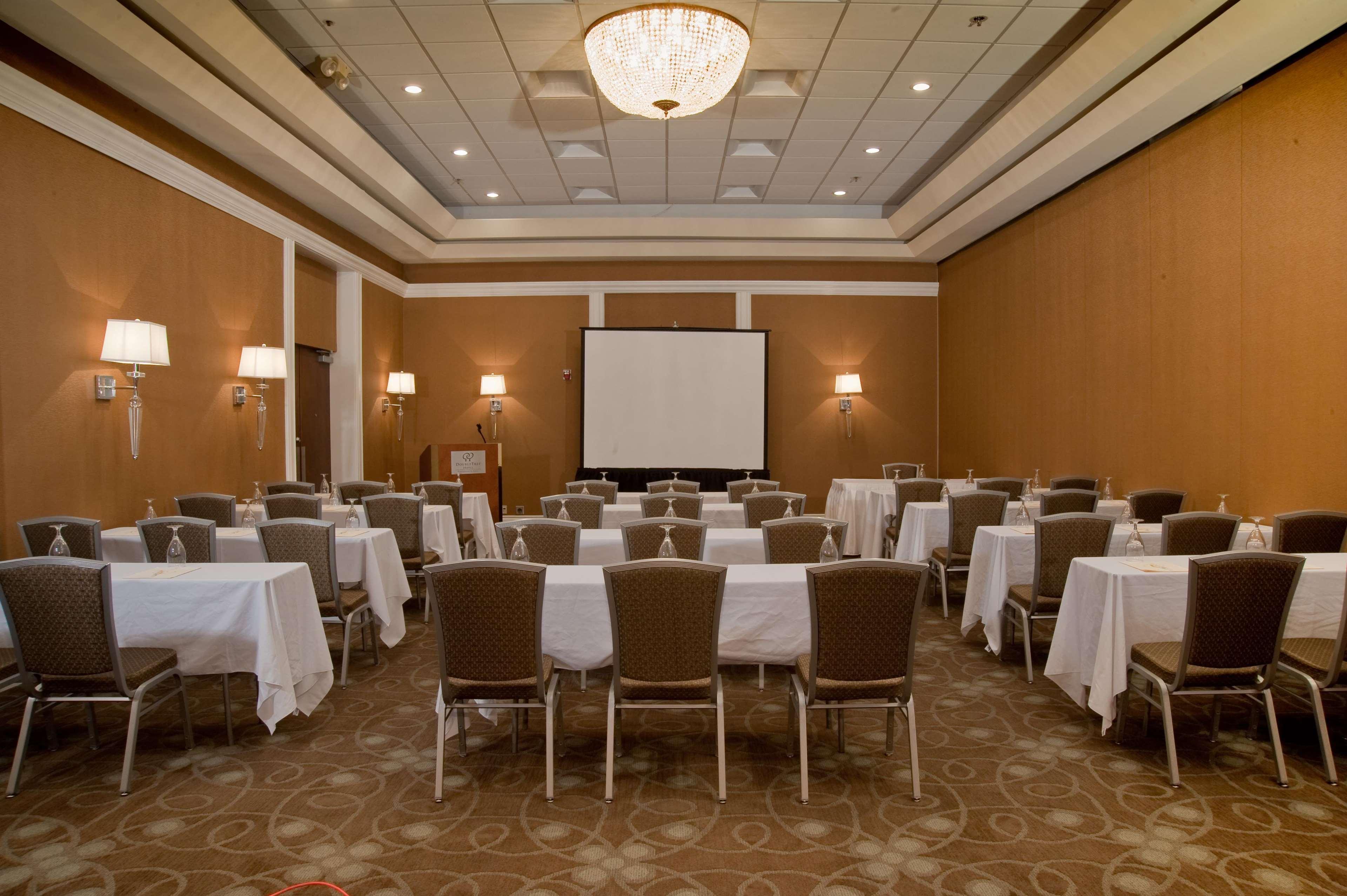 Doubletree By Hilton Collinsville/St.Louis Facilities photo