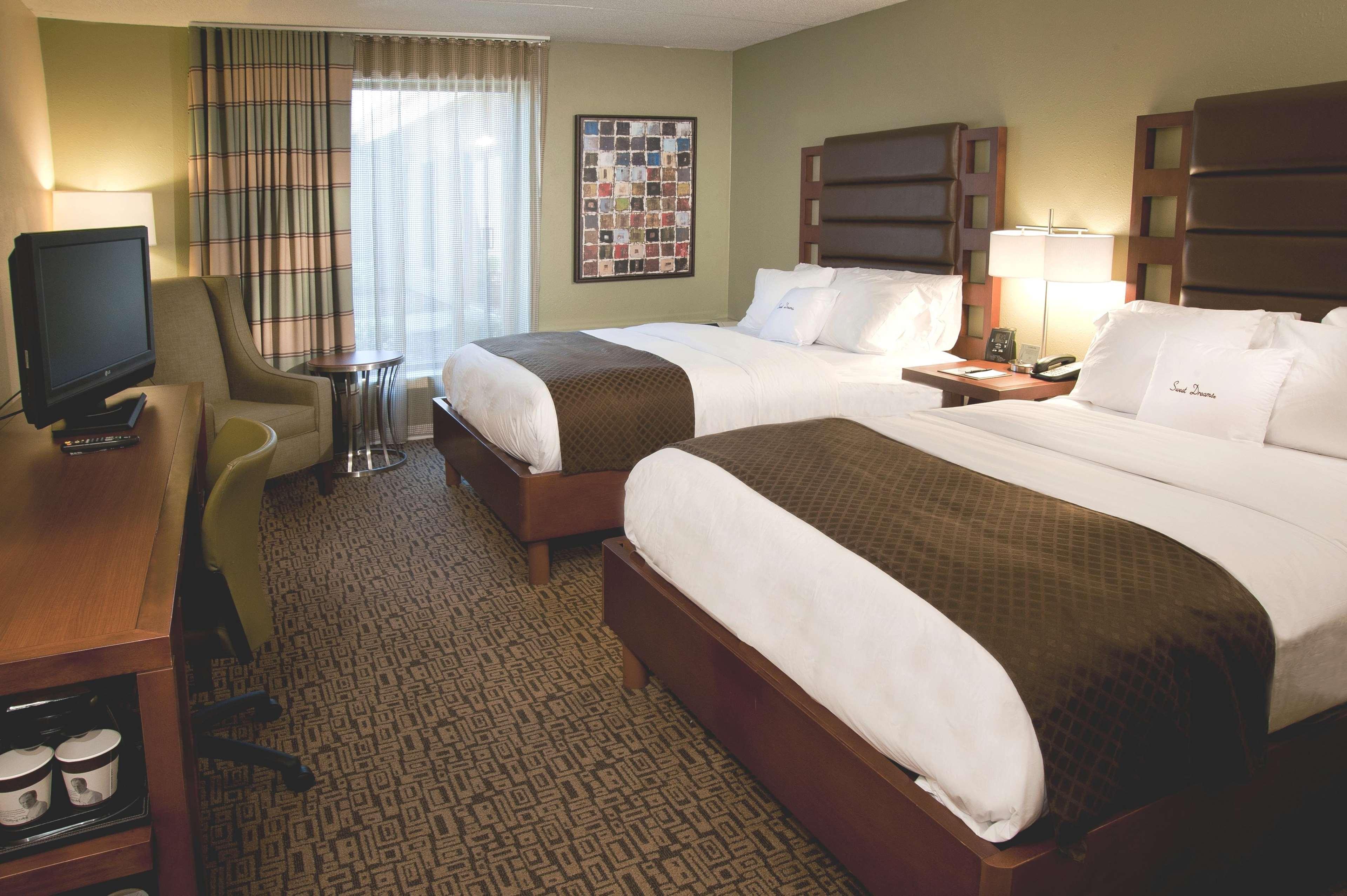 Doubletree By Hilton Collinsville/St.Louis Room photo